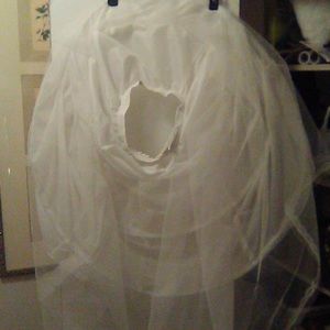 Women’s wedding dress petticoat